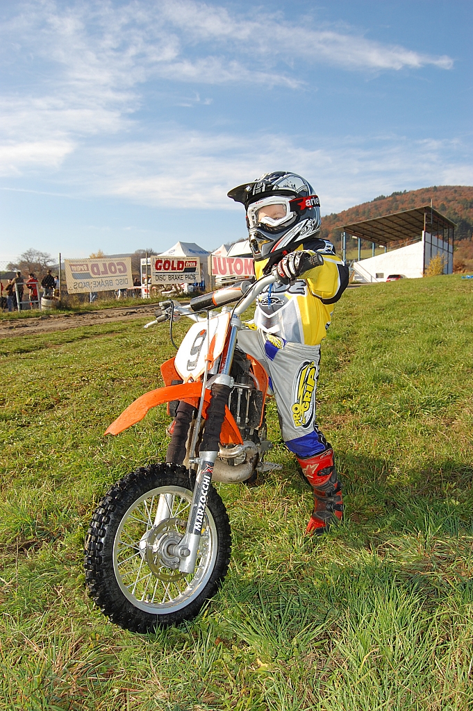 a smerujeme Stále vyššie a vyššie BIG small KTM RIDER